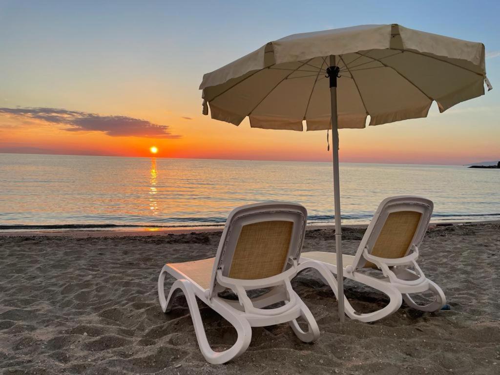 Le Mandrelle Beach Resort Campora San Giovanni Luaran gambar